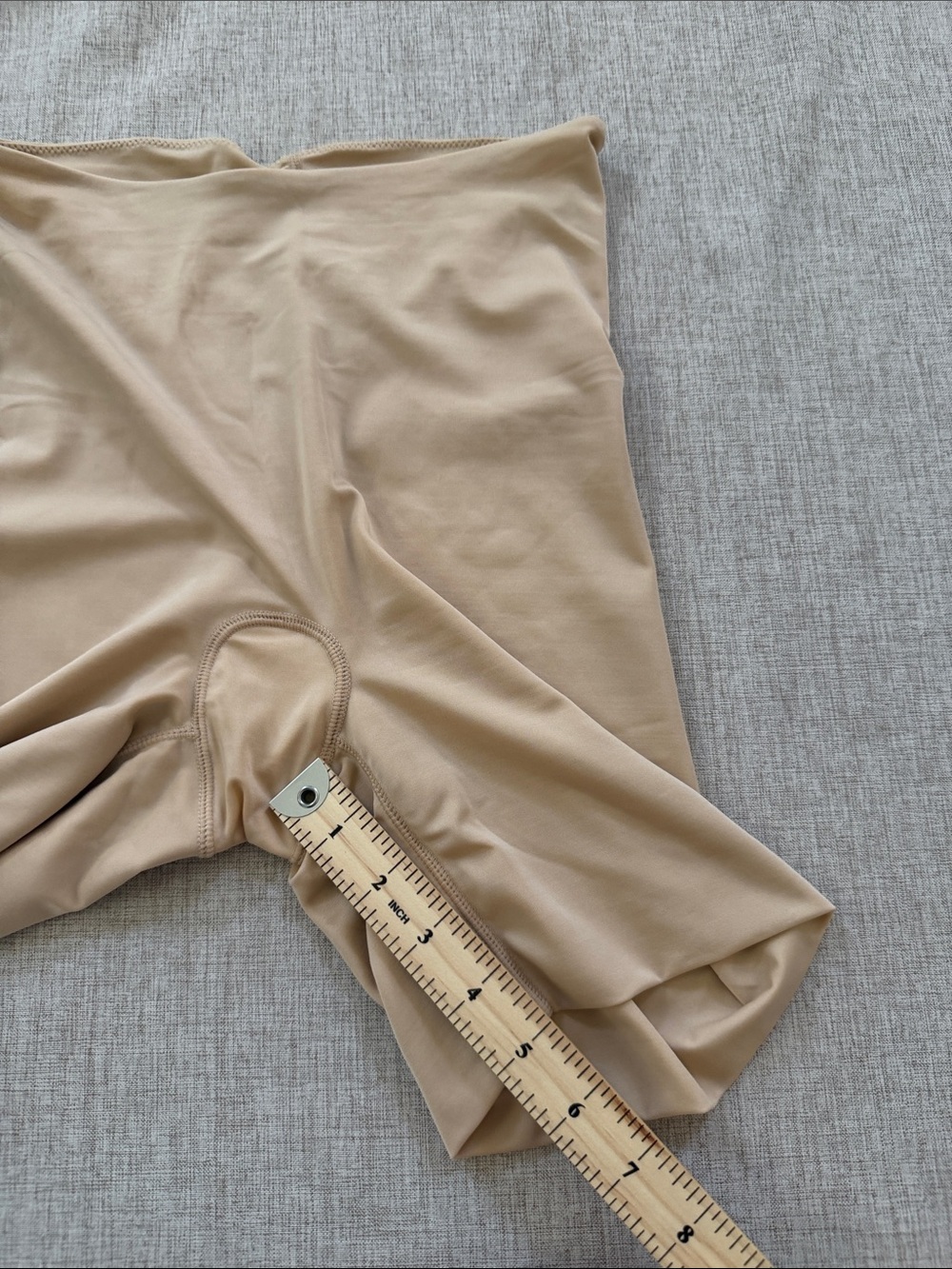 Spanx Shaping High Waist Shorts size Medium Mid Thigh Shaper nude Tummy Control - Picture 8 of 8